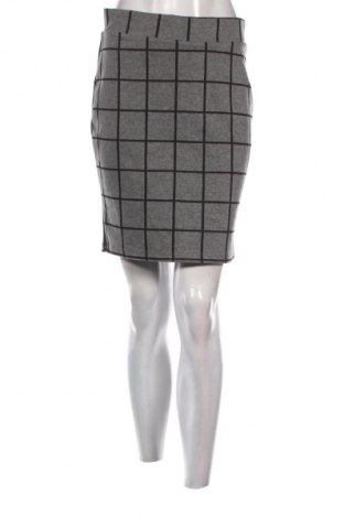 Sukně Reserved, Velikost M, Barva Vícebarevné, Cena  79,00 Kč