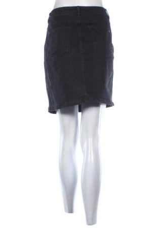 Rock S.Oliver, Größe M, Farbe Grau, Preis 3,99 €