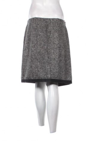 Sukně Sisley, Velikost M, Barva Vícebarevné, Cena  127,00 Kč