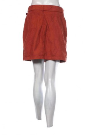 Пола Terranova, Размер M, Цвят Червен, Цена 2,04 €