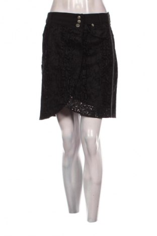 Sukňa Tredy, Veľkosť M, Farba Viacfarebná, Cena  1,95 €