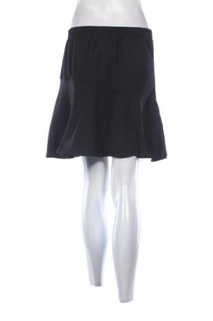 Пола Unbranded, Размер S, Цвят Черен, Цена 2,55 €