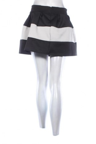 Пола Unbranded, Размер M, Цвят Многоцветен, Цена 2,04 €