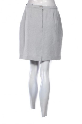 Пола Unbranded, Размер M, Цвят Сив, Цена 2,55 €