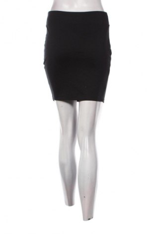 Пола Unbranded, Размер S, Цвят Черен, Цена 2,04 €