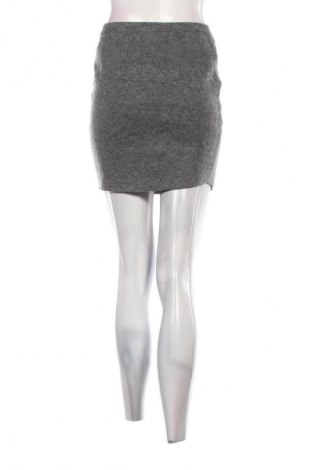 Sukňa Zara, Veľkosť S, Farba Sivá, Cena  8,95 €