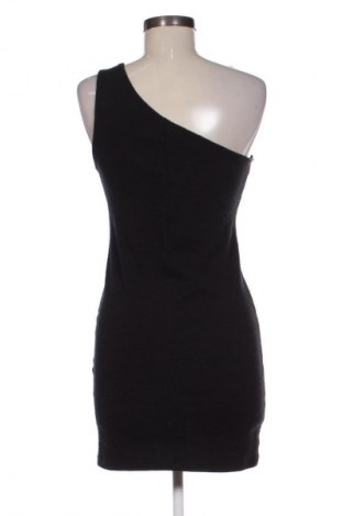 Šaty  Bershka, Velikost M, Barva Černá, Cena  127,00 Kč