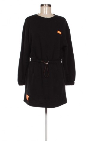 Šaty  Bershka, Velikost M, Barva Černá, Cena  309,00 Kč