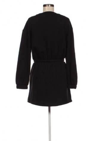 Šaty  Bershka, Velikost M, Barva Černá, Cena  309,00 Kč