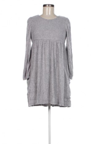 Kleid Blush, Größe L, Farbe Grau, Preis € 3,99