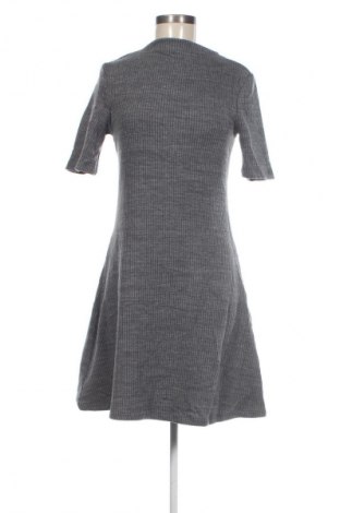 Šaty  C&A, Velikost S, Barva Šedá, Cena  169,00 Kč