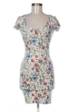 Šaty  C&A, Velikost S, Barva Vícebarevné, Cena  189,00 Kč