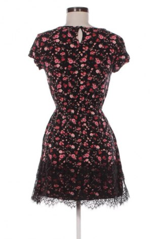 Šaty  Cropp, Velikost M, Barva Vícebarevné, Cena  381,00 Kč