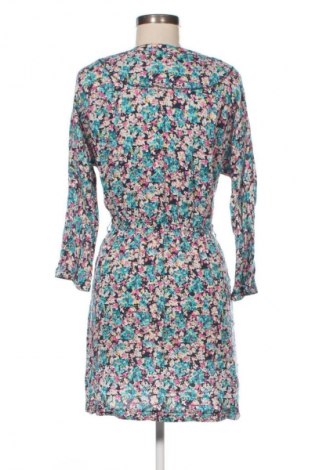 Šaty  Edc By Esprit, Velikost S, Barva Vícebarevné, Cena  149,00 Kč