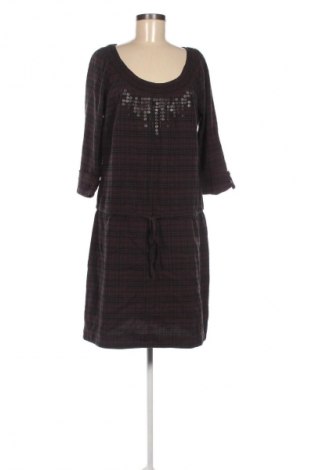 Рокля Esprit, Размер M, Цвят Многоцветен, Цена 5,62 €