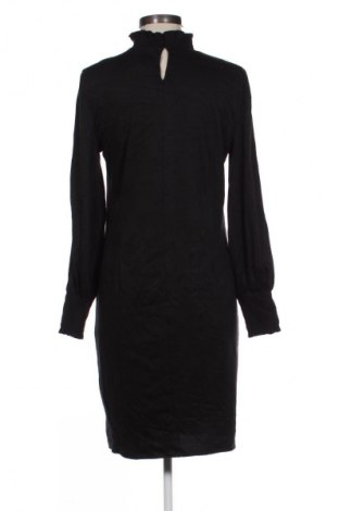 Šaty  Essentials, Velikost S, Barva Černá, Cena  49,00 Kč