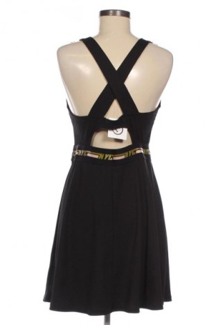 Šaty  Fb Sister, Velikost L, Barva Vícebarevné, Cena  159,00 Kč