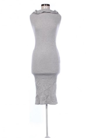 Šaty  Fb Sister, Velikost M, Barva Šedá, Cena  199,00 Kč