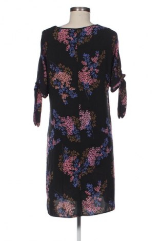 Šaty  George, Velikost M, Barva Vícebarevné, Cena  189,00 Kč