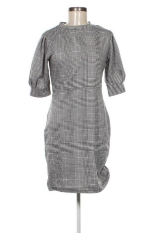 Šaty  H&M, Velikost M, Barva Vícebarevné, Cena  69,00 Kč