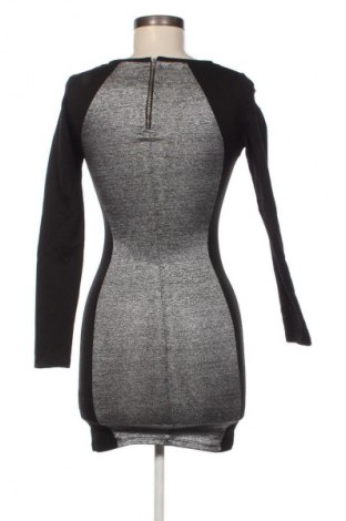 Šaty  H&M, Veľkosť XS, Farba Viacfarebná, Cena  3,95 €