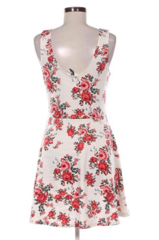 Šaty  H&M Divided, Velikost XL, Barva Vícebarevné, Cena  179,00 Kč