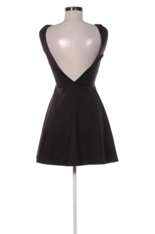 Šaty  H&M Divided, Velikost S, Barva Černá, Cena  369,00 Kč