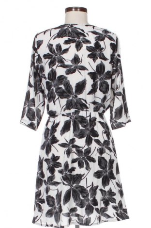 Šaty  Ichi, Velikost S, Barva Vícebarevné, Cena  197,00 Kč