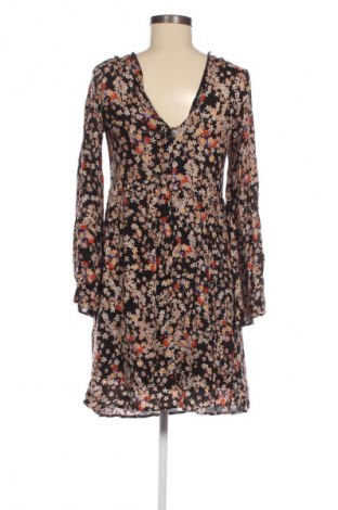 Šaty  Mango, Velikost M, Barva Vícebarevné, Cena  149,00 Kč