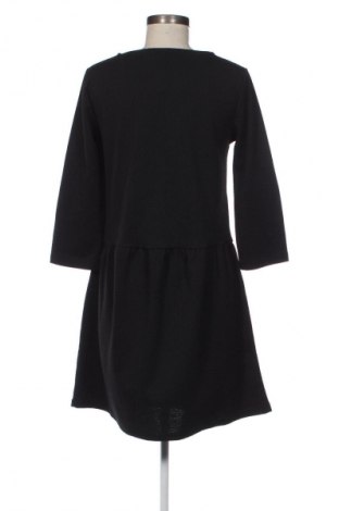 Šaty  Minimum, Velikost M, Barva Vícebarevné, Cena  124,00 Kč