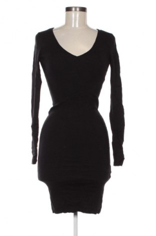 Šaty  Misu, Velikost M, Barva Černá, Cena  149,00 Kč