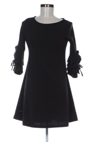 Рокля NEW COLLECTION, Размер S, Цвят Черен, Цена 3,57 €