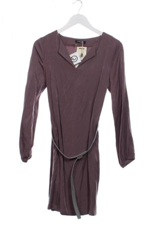 Šaty  Premiere, Velikost S, Barva Popelavě růžová, Cena  339,00 Kč