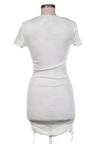 Šaty  Pull&Bear, Velikost M, Barva Vícebarevné, Cena  253,00 Kč