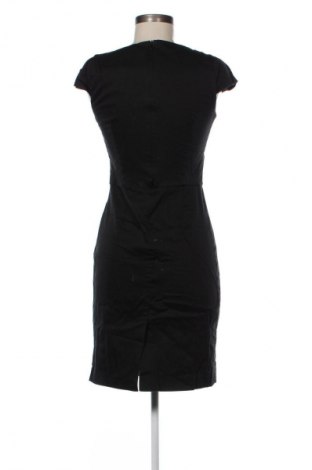 Šaty  Sinequanone, Velikost S, Barva Černá, Cena  179,00 Kč