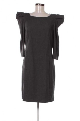 Šaty  Sisley, Velikost M, Barva Vícebarevné, Cena  279,00 Kč