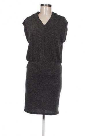 Šaty  Sparkz, Veľkosť M, Farba Viacfarebná, Cena  4,95 €