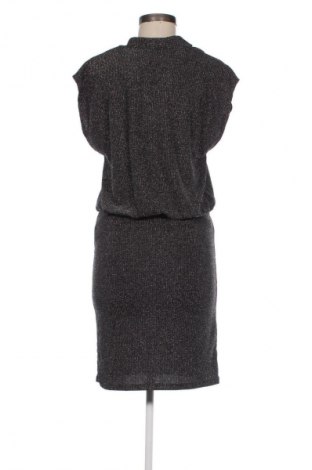 Šaty  Sparkz, Veľkosť M, Farba Viacfarebná, Cena  4,95 €