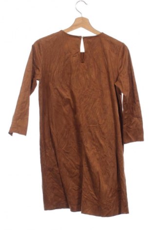 Ruha Stradivarius, Méret M, Szín Bézs, Ár 959 Ft