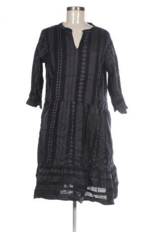 Šaty  TCM, Veľkosť M, Farba Viacfarebná, Cena  3,95 €