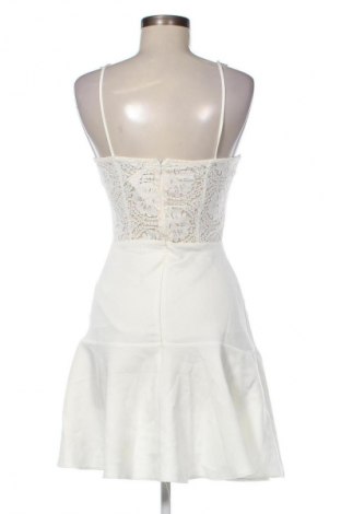 Рокля Trendyol, Размер S, Цвят Многоцветен, Цена 11,24 €