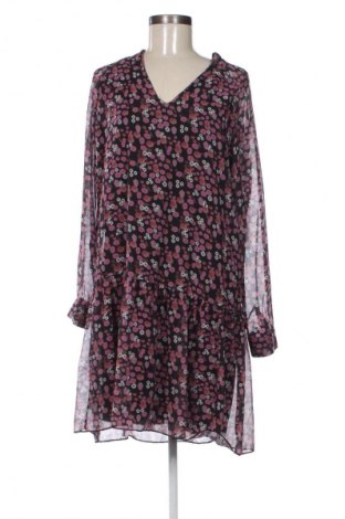 Šaty  Trendyol, Velikost L, Barva Vícebarevné, Cena  209,00 Kč