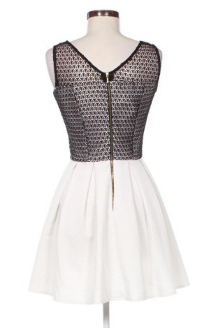 Šaty  Unbranded, Velikost M, Barva Vícebarevné, Cena  197,00 Kč