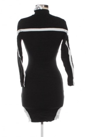 Šaty  Unbranded, Veľkosť S, Farba Viacfarebná, Cena  2,95 €