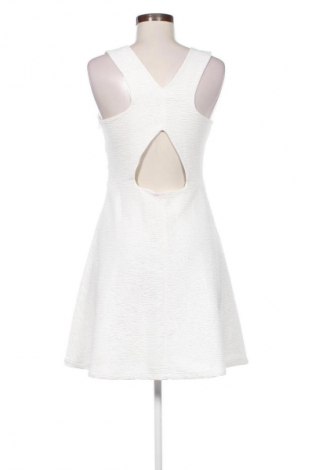 Šaty  VILA, Velikost M, Barva Vícebarevné, Cena  269,00 Kč