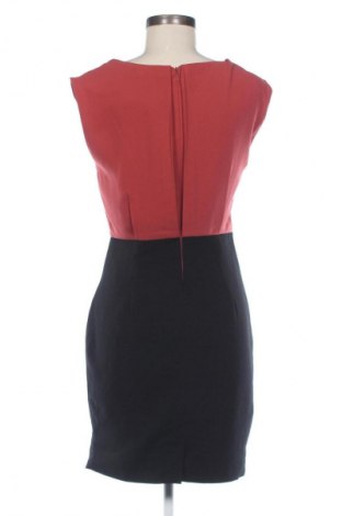 Šaty  Vero Moda, Velikost M, Barva Vícebarevné, Cena  429,00 Kč