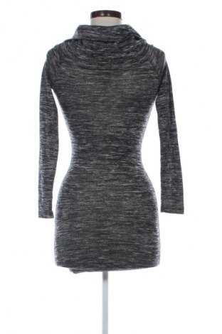 Šaty  Victoria Moda, Velikost S, Barva Vícebarevné, Cena  99,00 Kč