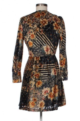 Šaty  Zara, Veľkosť S, Farba Viacfarebná, Cena  9,58 €