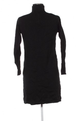 Šaty  Zara Knitwear, Veľkosť M, Farba Čierna, Cena  1,95 €