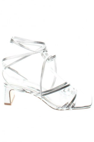 Σανδάλια H&M, Μέγεθος 35, Χρώμα Γκρί, Τιμή 15,99 €